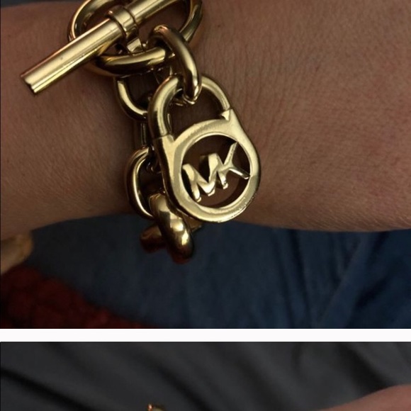 ! 2 day sale ! E Gold Michael Kors Toggle Bracelet - Picture 2 of 2